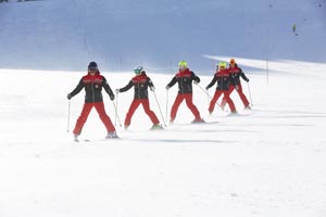 Ski instructors of Ski and Snowboard School Dolomites Rèba
